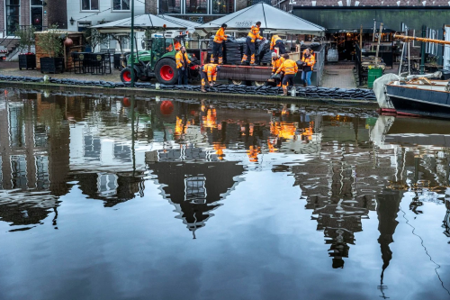 Rijkswaterstaat schakelt extern bureau in voor onderzoek hoogwater Markermeer.